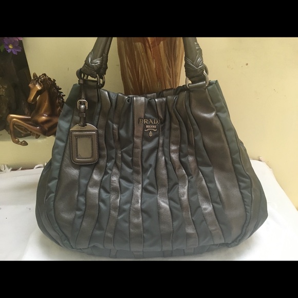 Authentic Prada Tessuto Nappa Grey & Silver Tote - Picture 3 of 16